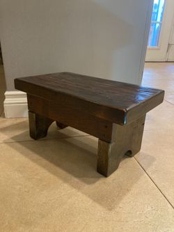 Wood step stool