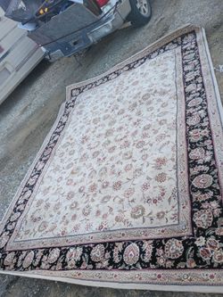 Floral Persian-Style Area Rug