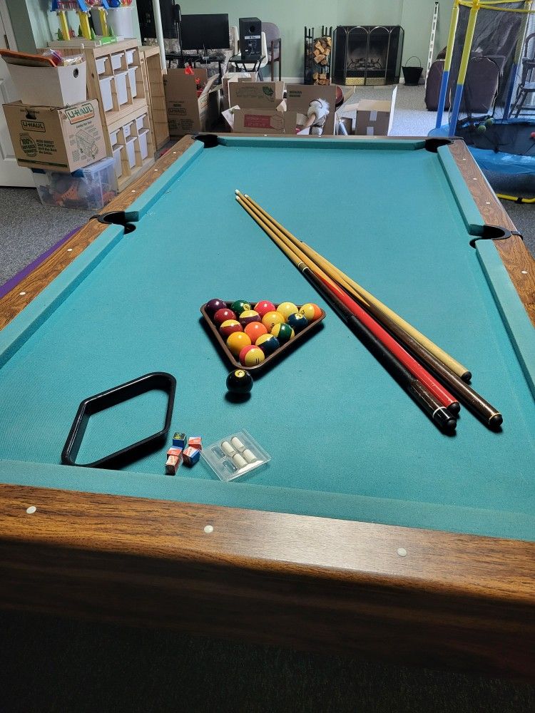 Pool Table! Price OBO. GUC.