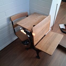 School DESK