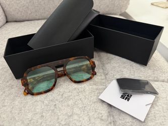 Sun glasses