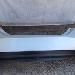 2014-2018 Toyota Corolla Rear Bumper Silver Used 