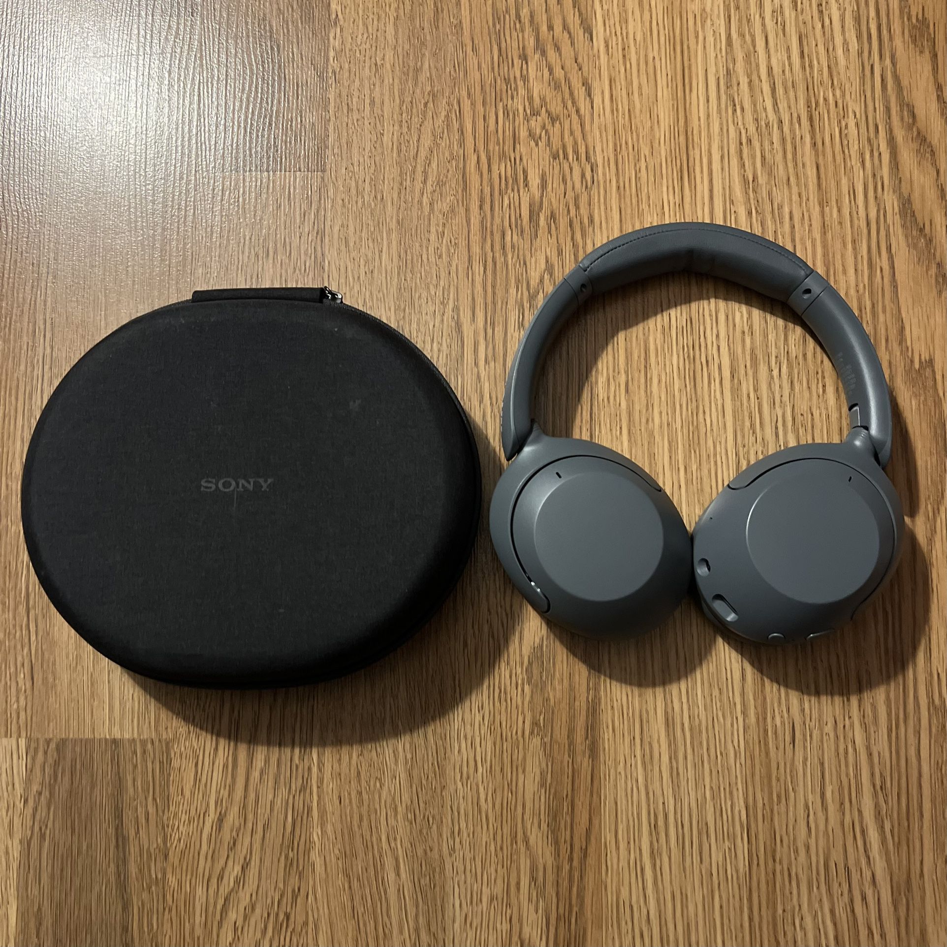 Sony Bass boosted headphones