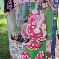 Minnie Mouse Car