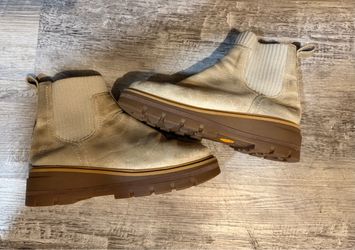 Timberland beige suede Chelsea boots