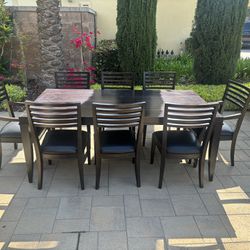 8 Chair Dining Set (Furniture) 