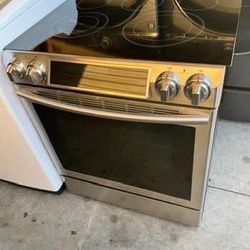 Samsung 30 Inch Slide-In Electric Range with 5 Radiant Elements, 5.8 cu. ft. Oven Capacity, Dual Convection Cooking, Self Clean 