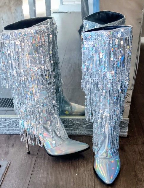 Holiday Dress Boots Silver Sequin Holographic  Fringe With Gold Heel 71/2