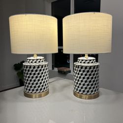 Jonathan Y Geometric Table Lamps (Set of 2) – Black/White + White Shades, Brass Base