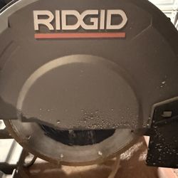 Rigid R40311 7” Wet/Dry Tile Saw With Stand And Blade
