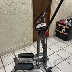 Fitness reality Elliptical 