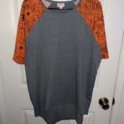 Lularoe Halloween Irma T-Shirt Size XS Spiders Spiderwebs Orange Black Tunic Top