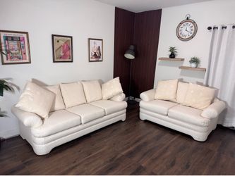 FREE DELIVERY – Modern Off-White Sofa Set