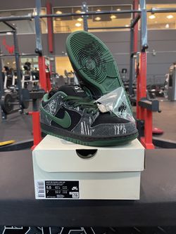 SB Dunk “There Skateboard”