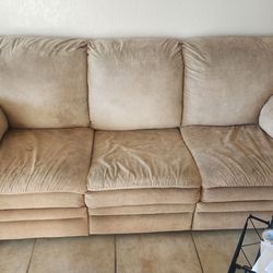 Standard Couch w/2 Recliner