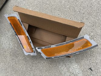 2017 OEM BMW 640 Bumper Markers