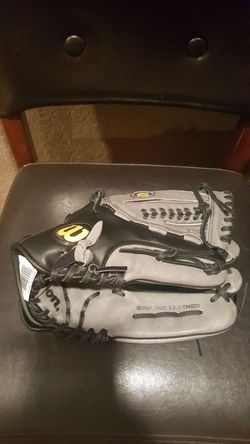 Wilson A360 Glove