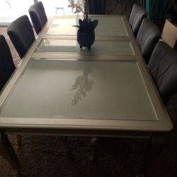 Formal Dining Table .. Seriously BUYERS Only 