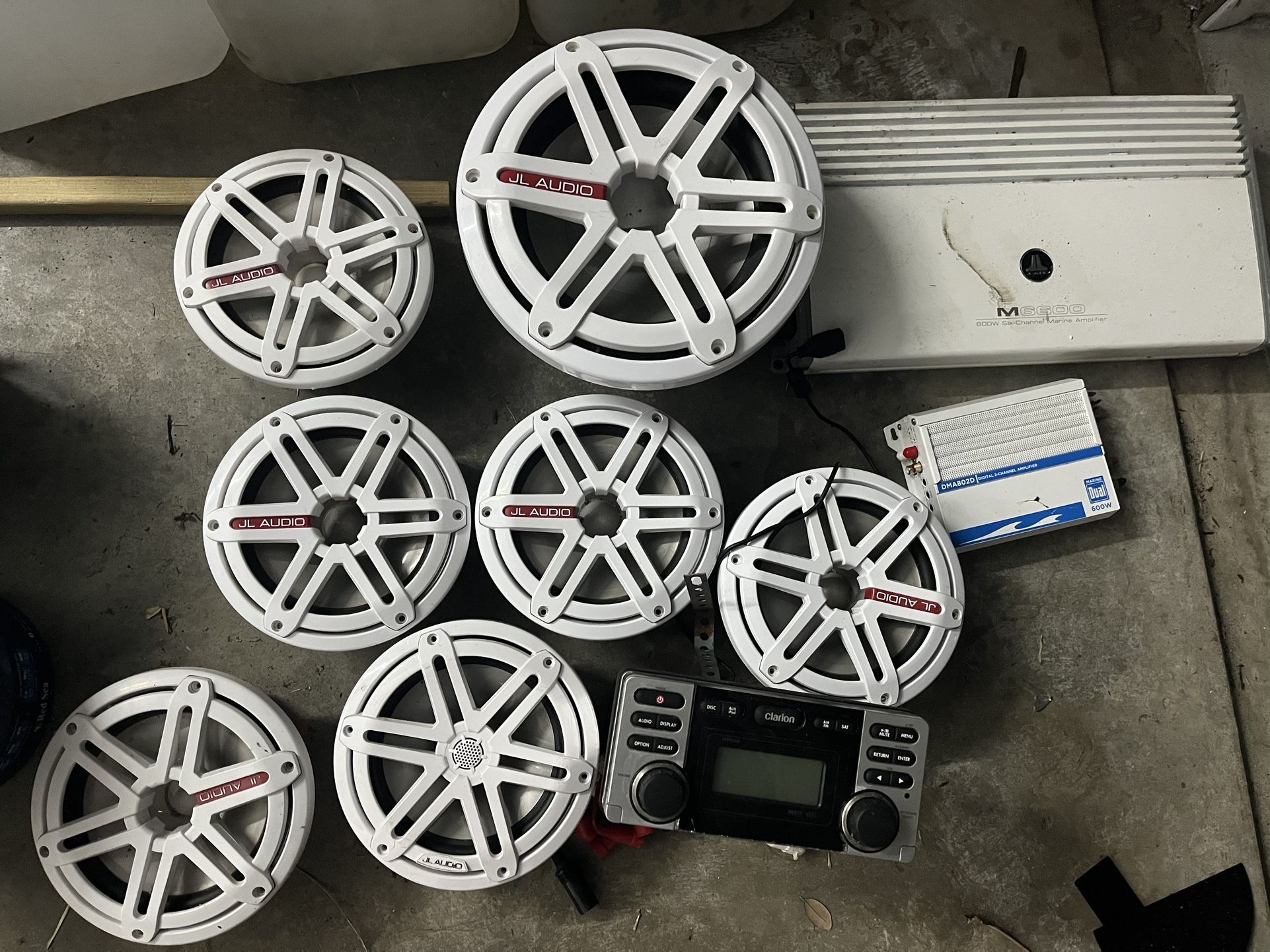 JL Audio Speakers, Radio And Amplifier