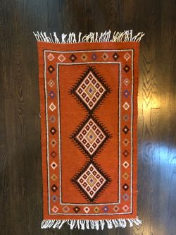 Handmade Kilim Rug (24”x44”)