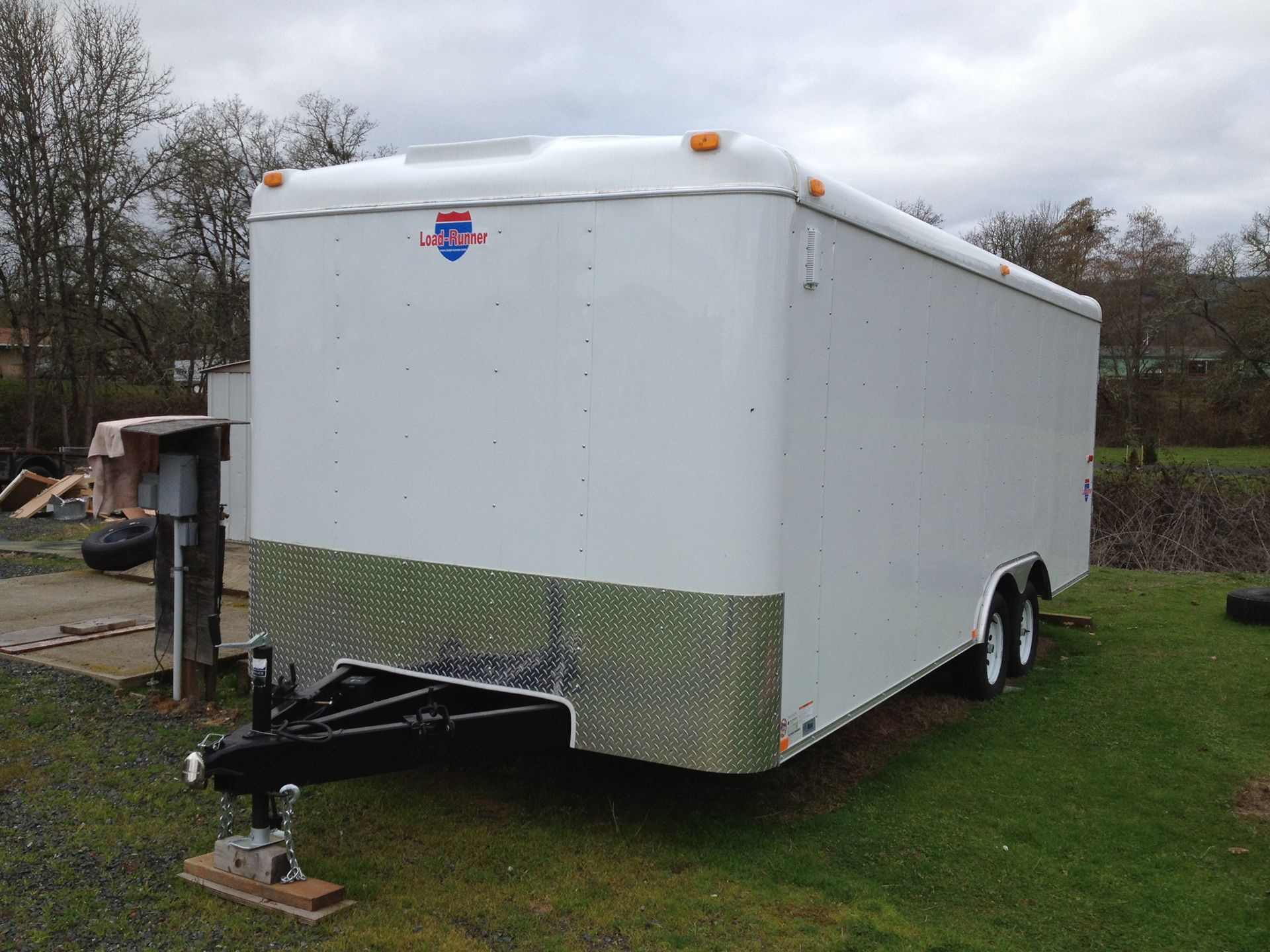 8.5 X 20 Interstate Car Carrier Trailer Enclosed