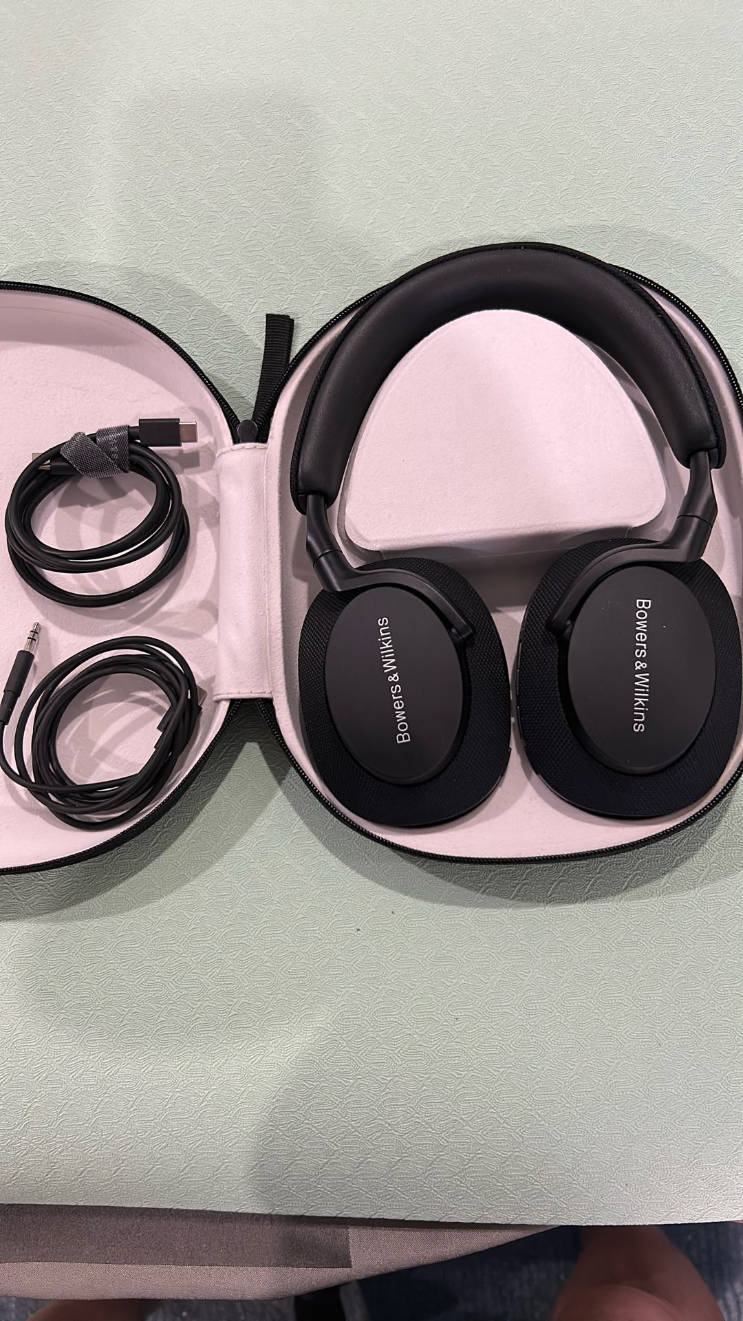 Bowers And Wilkins PX7 S2 Headphones