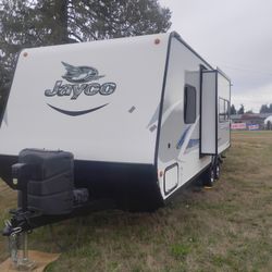 22 Foot Jayco Travel Trailer 