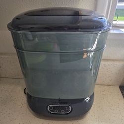 Baby Brezza Bottle Washer Sterilizer