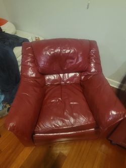 RED LEATHER SOFA / COUCH