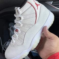 Jordan 11 Platinum Tint