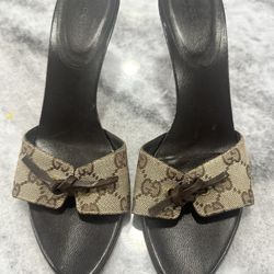 Gucci brown GG Heels Size 8 1/2 