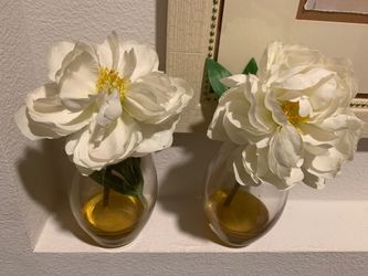Flowered glass vase