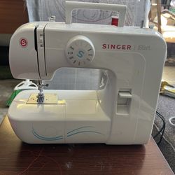 Singer Sewing Machine