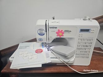 Brother Project Runway CE7070PRW Computerized Sewing Machine + Quilting Extension Table