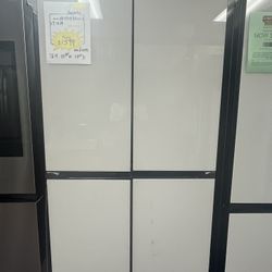 Refrigerator, 36’ White Bespoke Samsung Fridge 