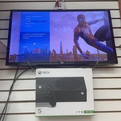 X BOX SERIES X AND TV Bundle 