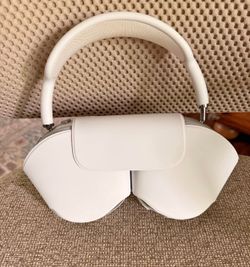 AirPods Max
