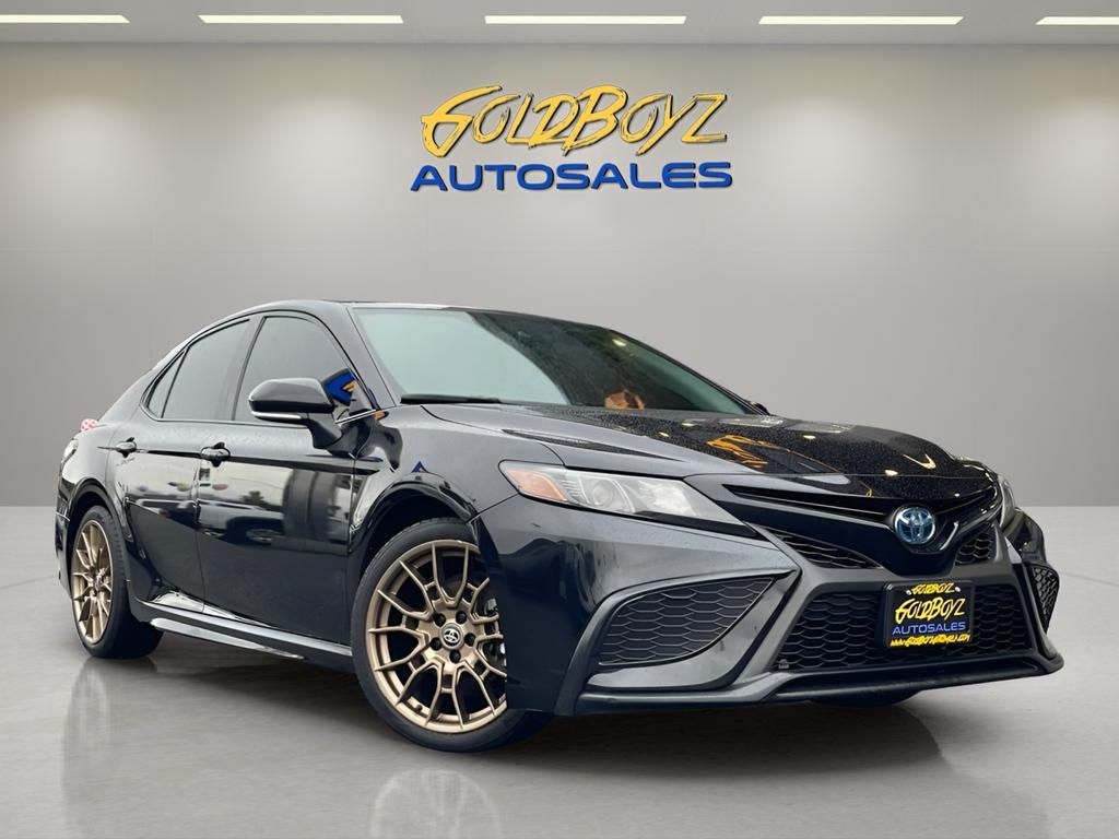 2024 Toyota Camry Hybrid