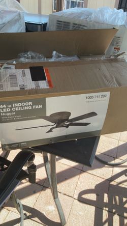 Led ceiling fan