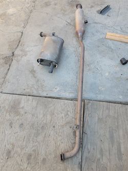 Toyota Camry Mid Pipe And Muffler