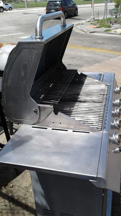 It's Sunday Your Home With Family. Let's Start Grilling With This Freshly Refreshed Stainless Steel NEXGRILL. BBQ the Sunset West!