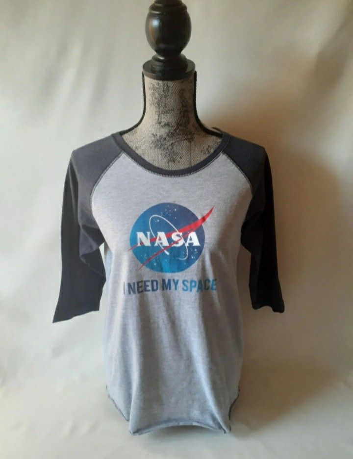 NASA I Need My Space girl's gray long sleeve top youth XL