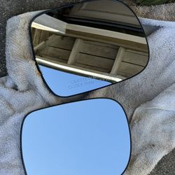 Tacoma New Replacement Mirror Glass 