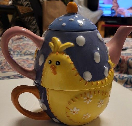 Easter Tea Pot 