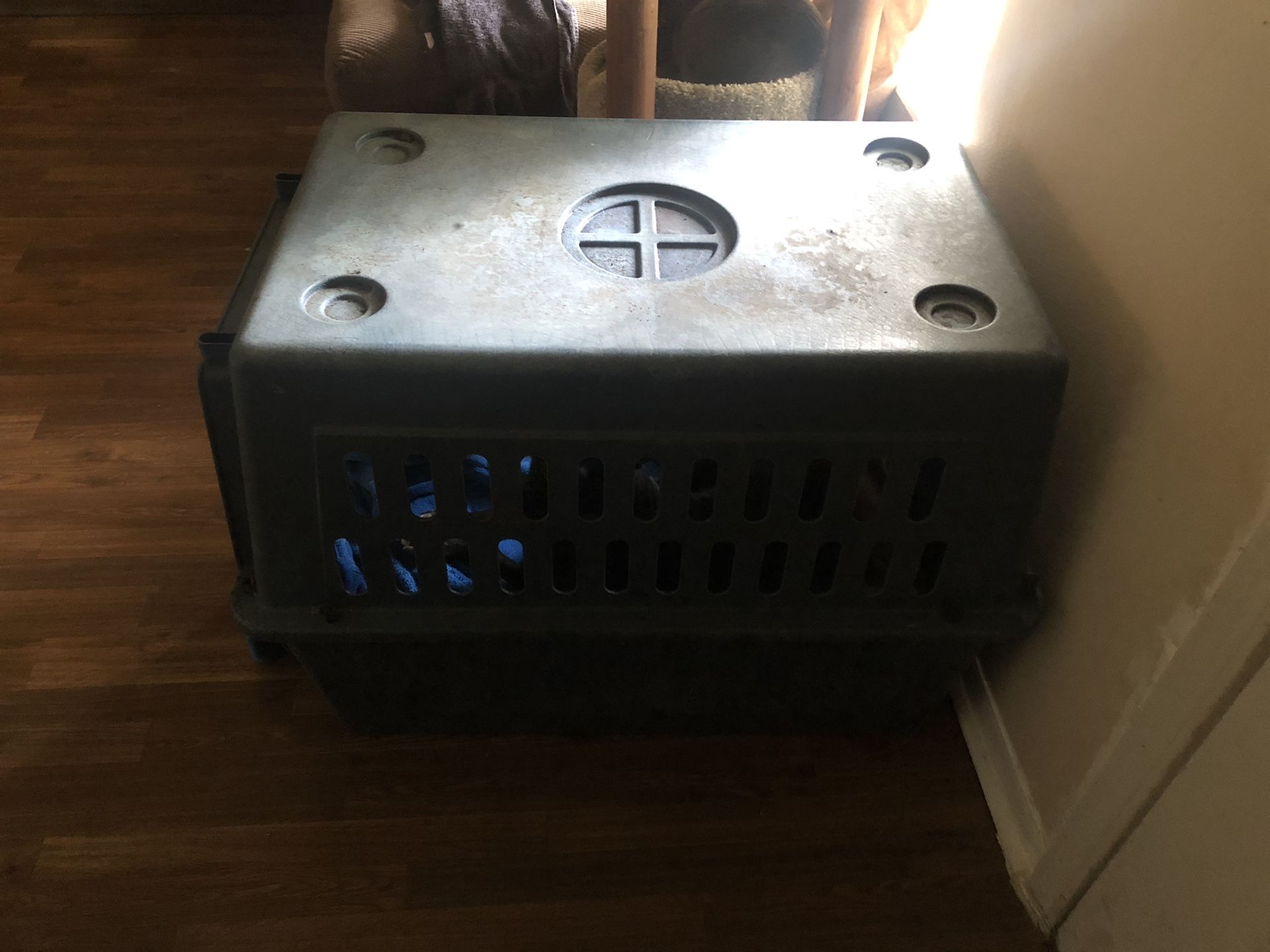 Dog kennel