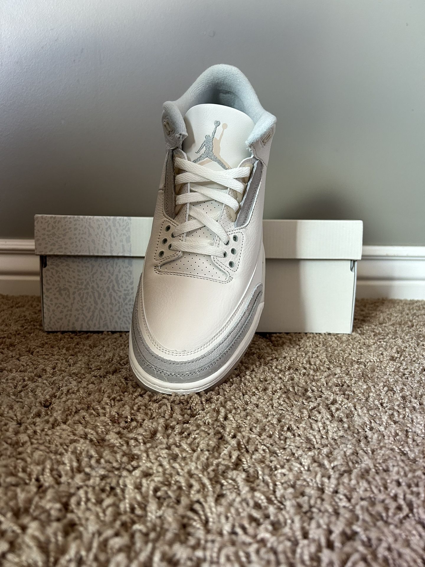 Jordan 3 Ivory’s