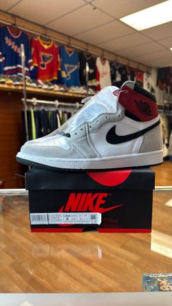 New Jordan 1 Light Smoke Grey size 9