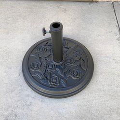 (New in Box) $25 Lightweight Patio Umbrella Base 18” Round Base Stand Outdoor Garden Market, Weight 18 lbs