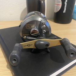 Shimano Corvalus CVL 300 Round Baitcaster Reel for Sale in Dublin, CA -  OfferUp