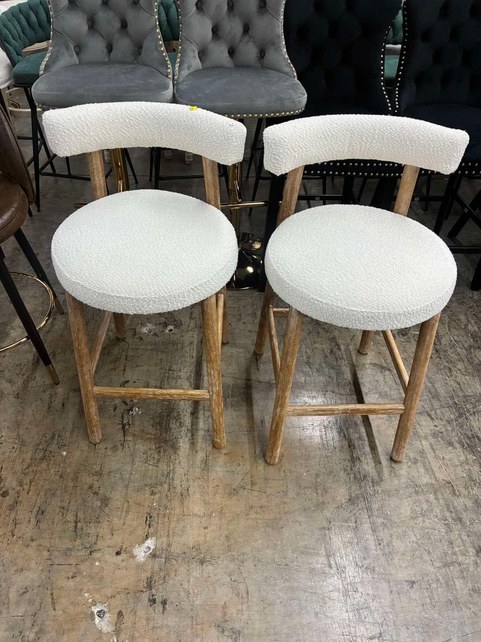 Christopher Knight Home Annes Counter Height Bar Stools Set of 2, Boucle Fabric Round Bar Stool for Kitchen